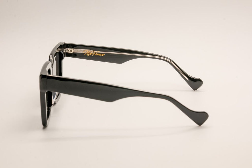 Boulevard gloss black
